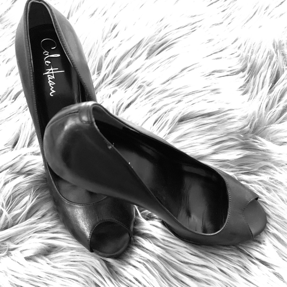 Shoe